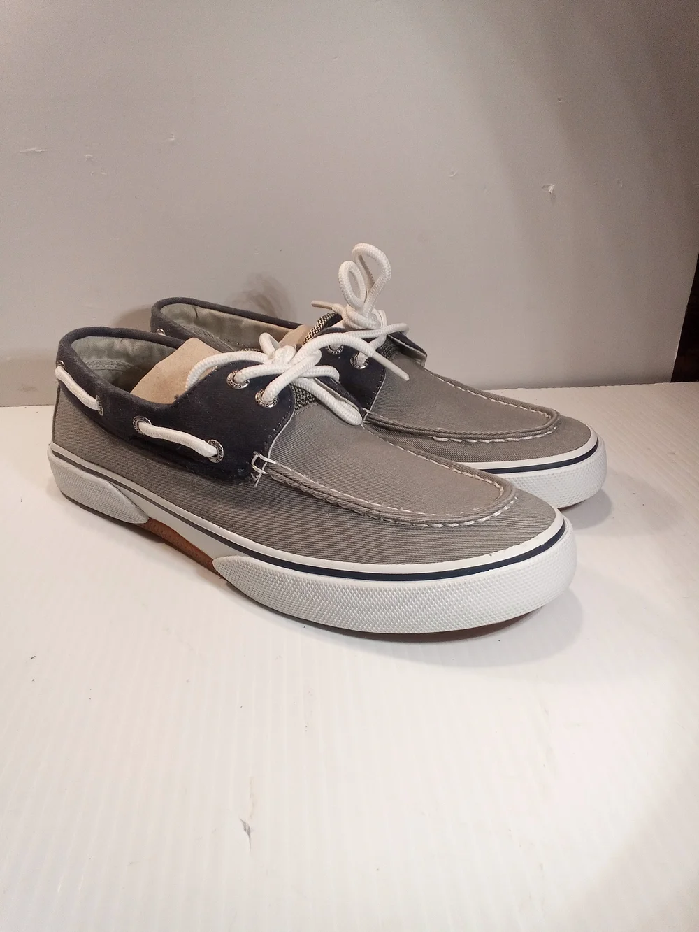 Sperry Top-Sider Leeward 2-Eye Gray/Navy Canvas Boat Shoes Lace-Up Men 9.5(S-101